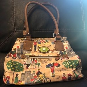 Large lily bloom purse